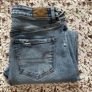 American Eagle Mom Jeans
